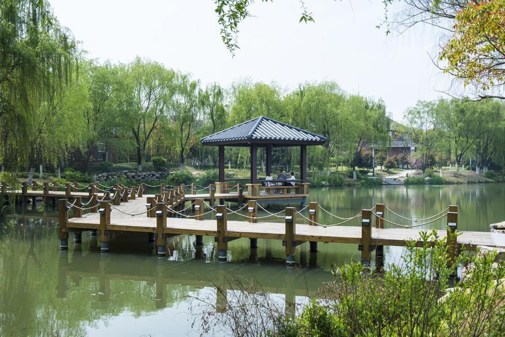 Jinling Riverside Hotel Nankín Exterior foto